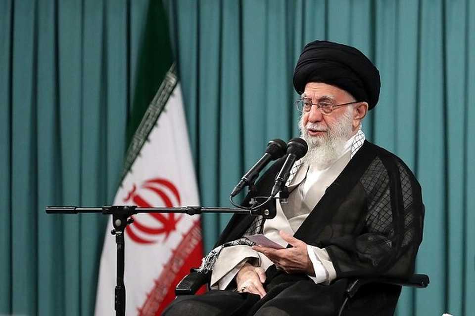 ئایەتوڵڵا خامنەیی:ئەم باندە خراپەکارە دەبێت لە فەڵەستین ڕیشەکێش بکرێت