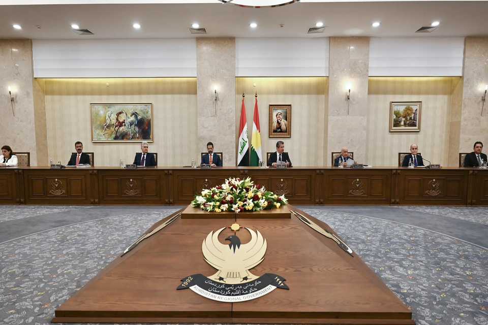 ئەنجومەنی وەزیران: نابێت لە ژێر هیچ پاساو و بیانوویەکدا، قوتی مووچەخۆرانی هەرێم بۆ هەشت مانگی داهاتوو رابگیرێت