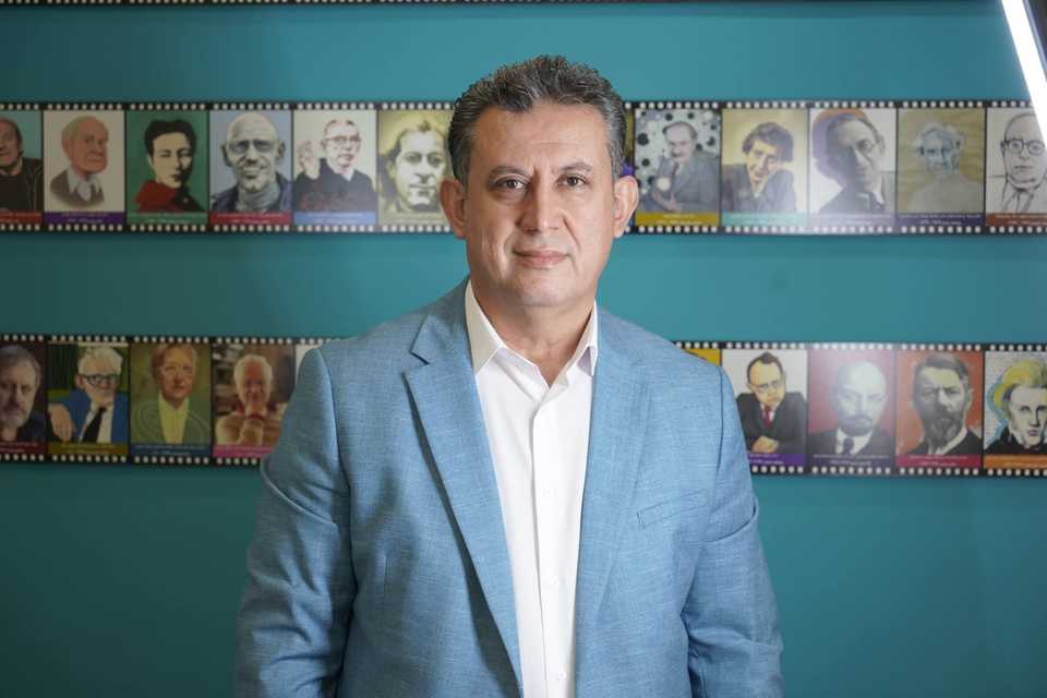 دیگۆل، هۆشی منە و جاك شیراك و سەركردەكانی كورد / ئەنوەر حسێن (بازگر)