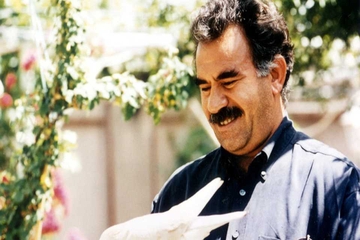  شاندی ئیمراڵی بۆ ئەنجامدانی دیدار لەگەڵ عەبدوڵا ئۆجەلان بەرەو زیندانی ئیمراڵی بەڕێکەوتن
